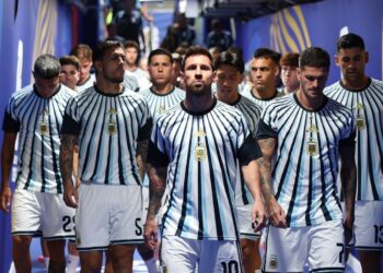 Argentina a través de su espejo